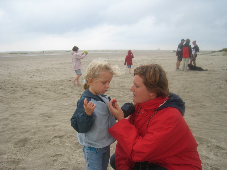 Paa stranden paa Fanoe